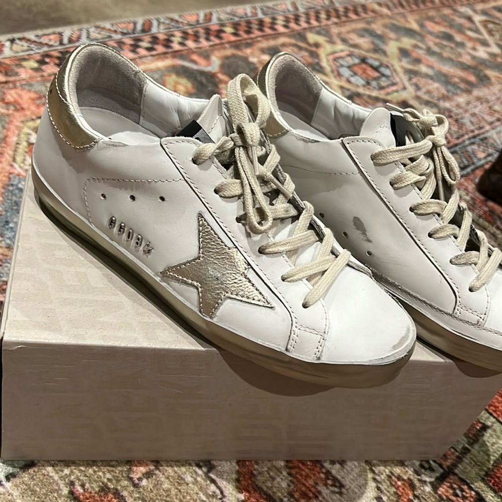 Golden Goose Super Star size 37